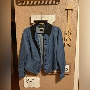 Vintage Western WillowBend Women’s Denim Shirt Black Lace Collar Size Medium